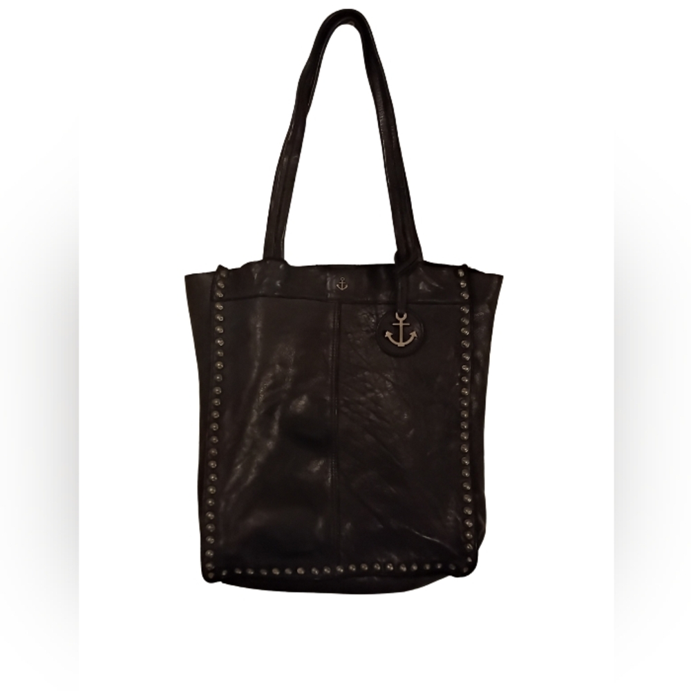 Chic Black Tote with Anchor Charm